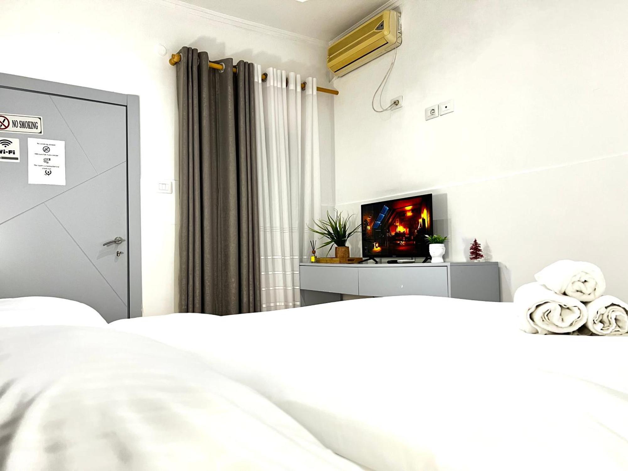 Tirana Square Hotel Luaran gambar